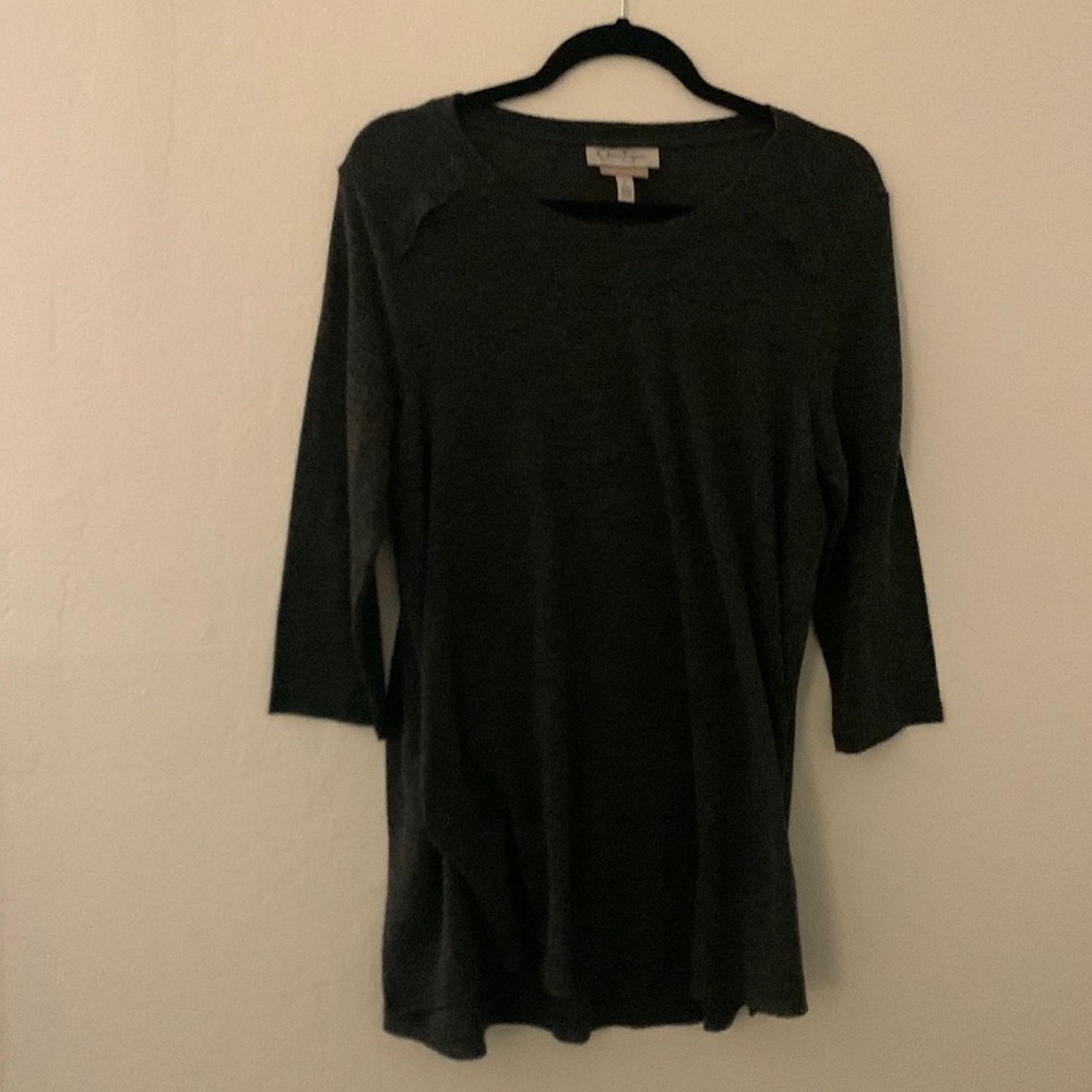Jessica Simpson nursing top gray